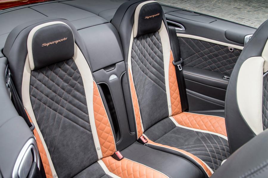Детали интерьера Bentley Continental Supersports Convertible 2017 года  (WW) (фото 27 из 43)